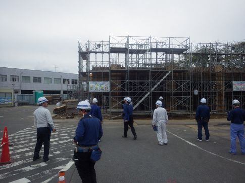 安全協力会「安全パトロール」を実施しました。